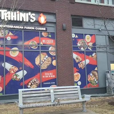 233,&nbsp;College, Kensington-Chinatown, Toronto