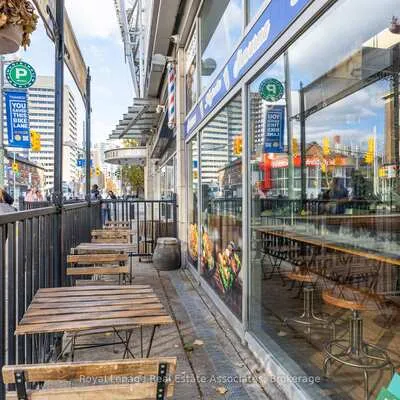 Commercial for sale, 750, Spadina, University, Toronto