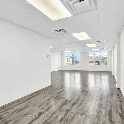 222,&nbsp;Finch, Newtonbrook West, Toronto
