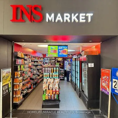 Commercial for sale, 900, Dufferin, Dufferin Grove, Toronto