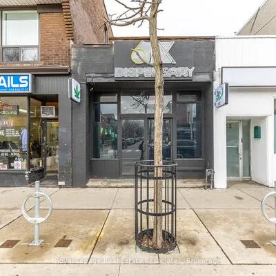 863,&nbsp;Bloor, Palmerston-Little Italy, Toronto