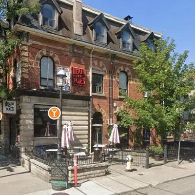 1154,&nbsp;Queen, Little Portugal, Toronto