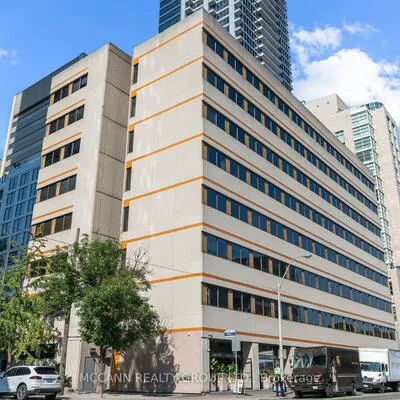 600,&nbsp;Sherbourne, North St. James Town, Toronto