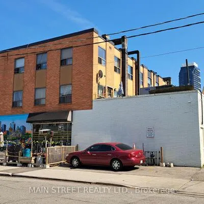 2588 & 2590,&nbsp;Yonge, Lawrence Park South, Toronto
