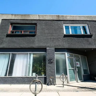 Commercial for sale, 427-429, Vaughan, Humewood-Cedarvale, Toronto