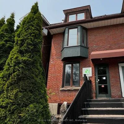 362,&nbsp;Dupont, Annex, Toronto
