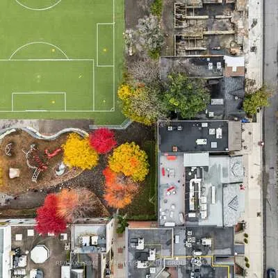 112,&nbsp;Scollard, Annex, Toronto