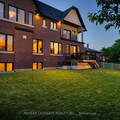 801,&nbsp;Queen, Niagara, Toronto