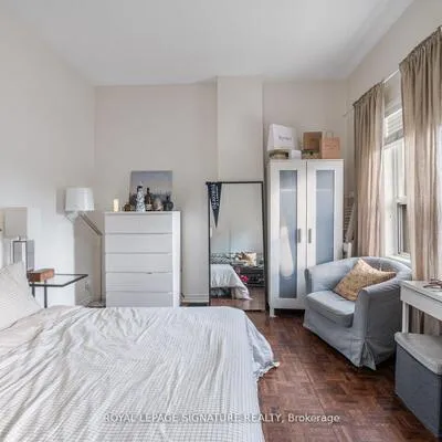 725,&nbsp;Dovercourt, Palmerston-Little Italy, Toronto