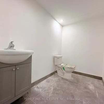3429,&nbsp;Yonge, Lawrence Park North, Toronto
