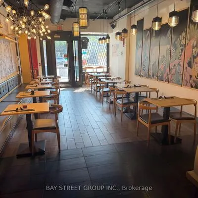 Commercial for sale, 318, Spadina, Kensington-Chinatown, Toronto