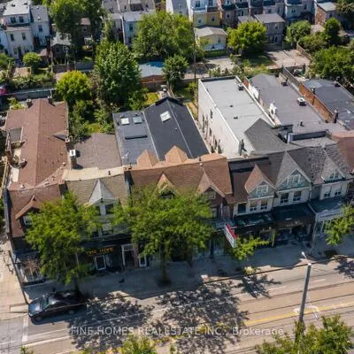 909,&nbsp;Dundas, Trinity-Bellwoods, Toronto