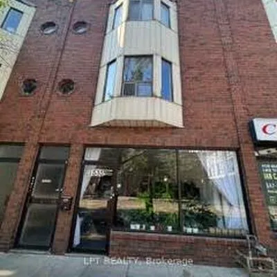 1535,&nbsp;Dundas, Little Portugal, Toronto