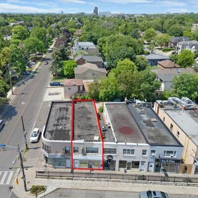 3016,&nbsp;Bathurst, Englemount-Lawrence, Toronto