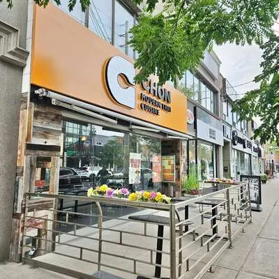 1677,&nbsp;Bayview, Leaside, Toronto