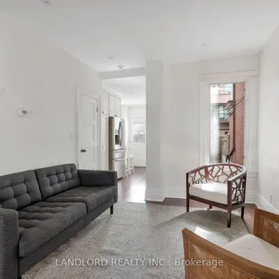 107A,&nbsp;Scollard, Annex, Toronto