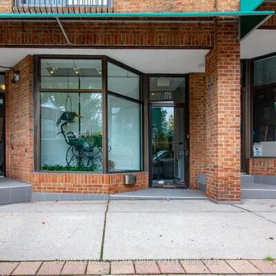 220,&nbsp;Avenue, Annex, Toronto