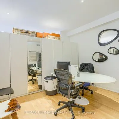 298,&nbsp;Markham, Trinity-Bellwoods, Toronto