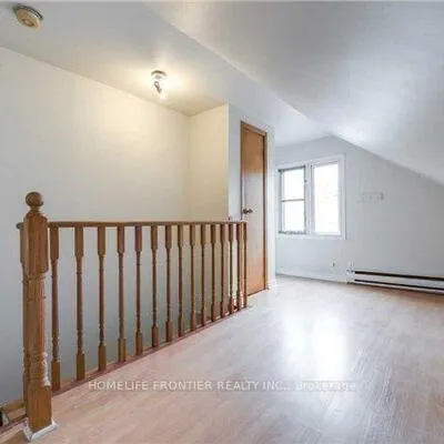 556,&nbsp;Parliament, Cabbagetown-South St. James Town, Toronto
