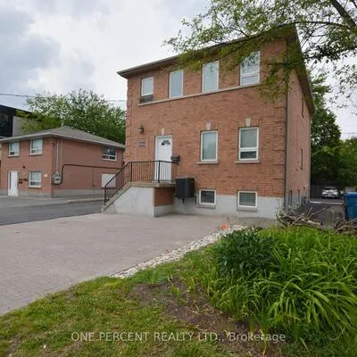 204,&nbsp;Sheppard, Lansing-Westgate, Toronto