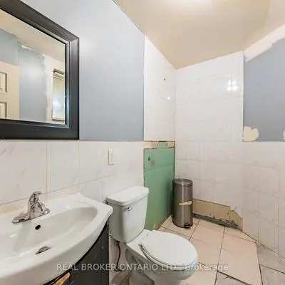 Commercial for sale, 3212, Danforth, Oakridge, Toronto