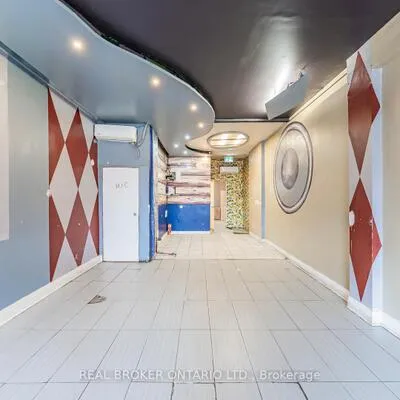 Commercial for sale, 3212, Danforth, Oakridge, Toronto