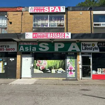 1358,&nbsp;Kennedy, Dorset Park, Toronto