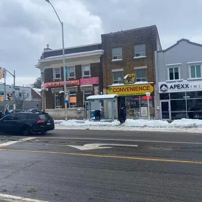 1194,&nbsp;Danforth, Danforth, Toronto