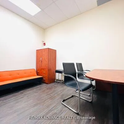 Commercial for sale, 69, Lebovic, Clairlea-Birchmount, Toronto