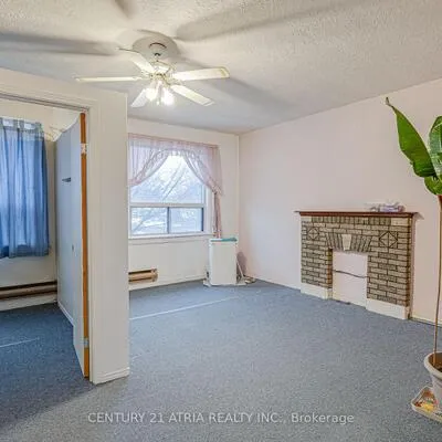 1564,&nbsp;Danforth, Danforth, Toronto