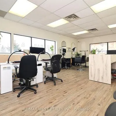 3702,&nbsp;Kingston, Scarborough Village, Toronto