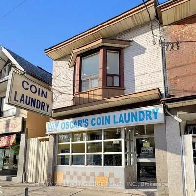 1048,&nbsp;GERRARD, South Riverdale, Toronto