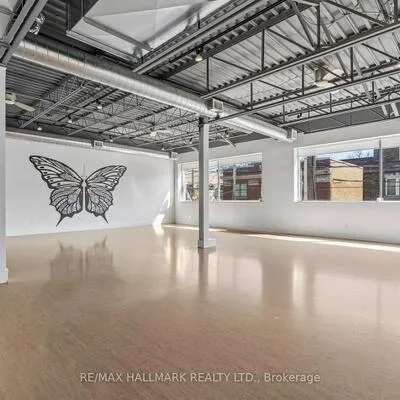2034,&nbsp;Queen, The Beaches, Toronto