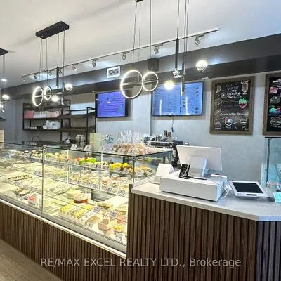 563,&nbsp;Danforth, North Riverdale, Toronto