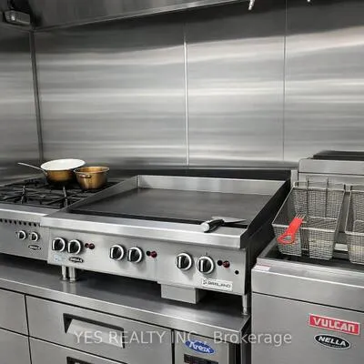 Commercial for sale, 41, Lebovic, Clairlea-Birchmount, Toronto