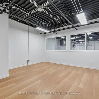 Commercial for sale, 210, Silver Star, Milliken, Toronto