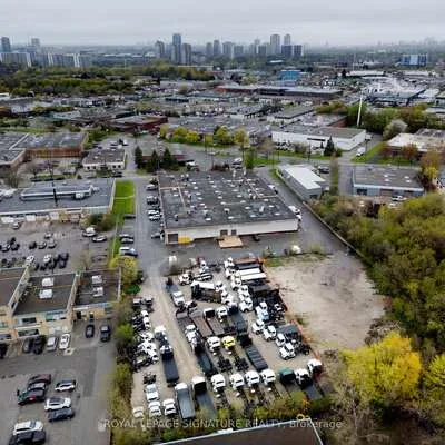 49,&nbsp;Cranfield, O'Connor-Parkview, Toronto