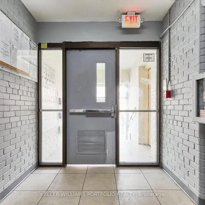 1395,&nbsp;Gerrard, Greenwood-Coxwell, Toronto