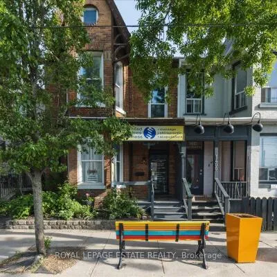 1398,&nbsp;Queen, Greenwood-Coxwell, Toronto