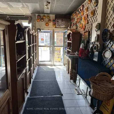1448,&nbsp;Danforth, Danforth, Toronto