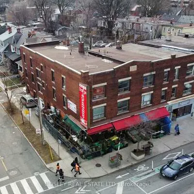 1367,&nbsp;Danforth, Greenwood-Coxwell, Toronto