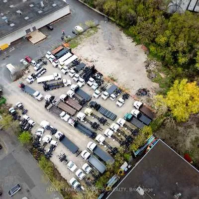 49,&nbsp;Cranfield, O'Connor-Parkview, Toronto