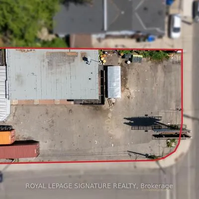 Commercial for sale, 76, Kingston, Woodbine Corridor, Toronto