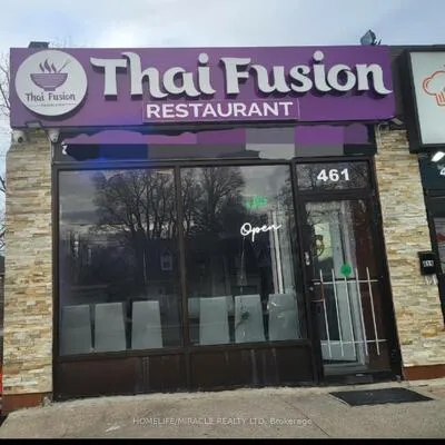 461,&nbsp;Pharmacy, Clairlea-Birchmount, Toronto