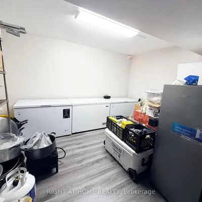 Commercial for sale, 2891, Danforth, East End-Danforth, Toronto