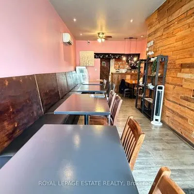 Commercial for sale, 2231, Danforth, East End-Danforth, Toronto