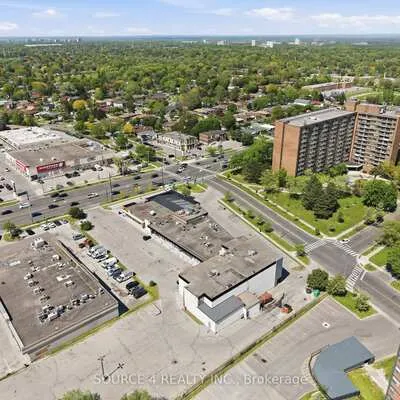 3601,&nbsp;Lawrence, Woburn, Toronto