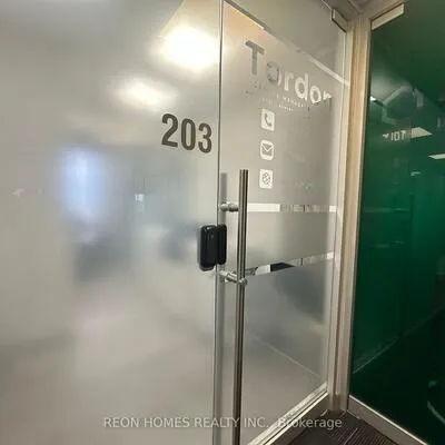 2855,&nbsp;Markham, Rouge E11, Toronto