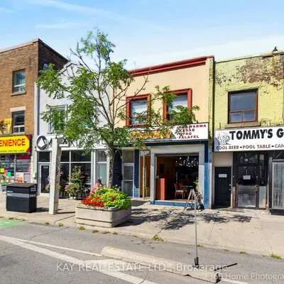 1200,&nbsp;Danforth, Danforth, Toronto