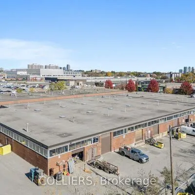 Commercial for sale, 116-122, Howden, Wexford-Maryvale, Toronto